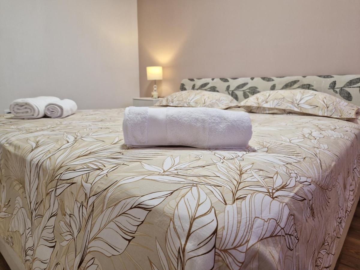 Villa Bella Dona Kaštela Екстериор снимка